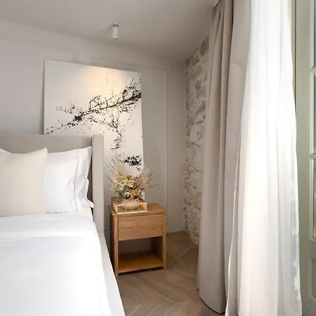 Silent Stone 아파트 브르사르